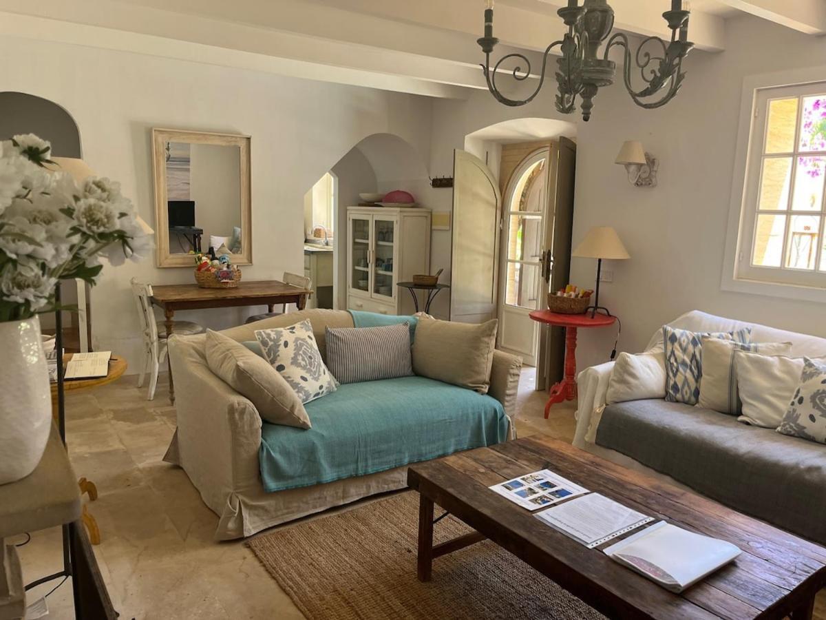 Villa Charming Newly Renovated With Private Pool *