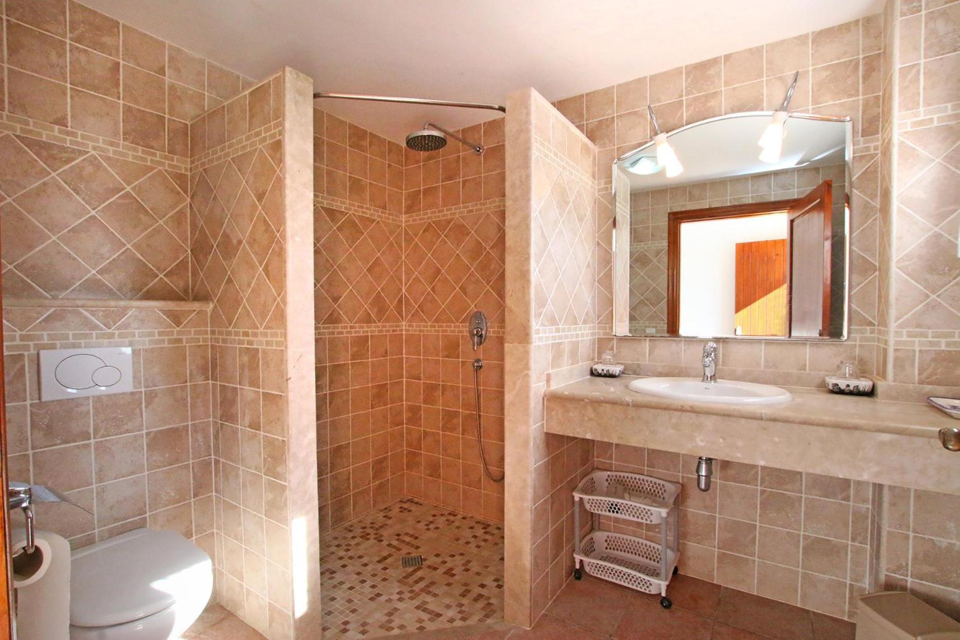 Jeroni Petit Villa *