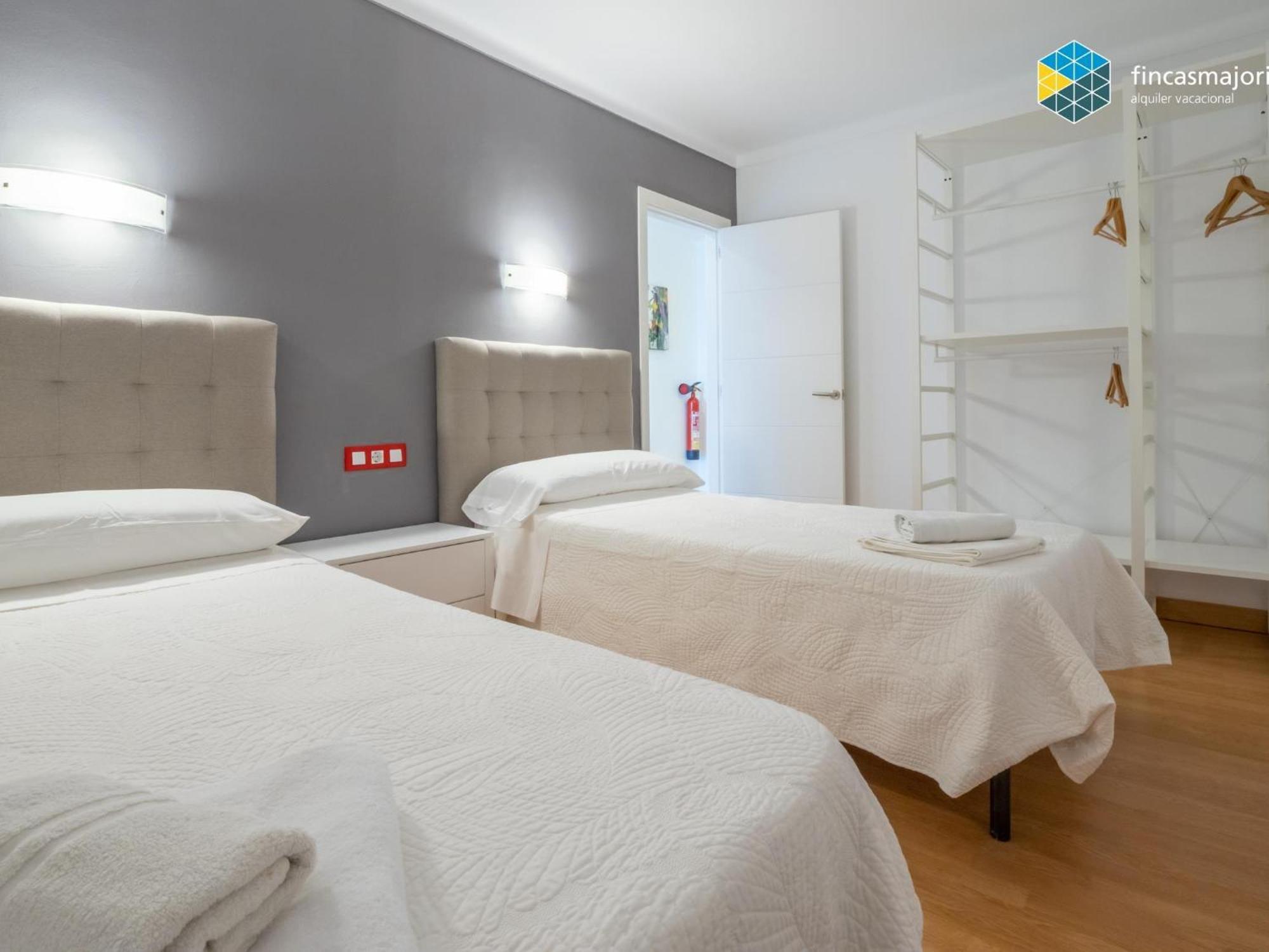 Apartment Apto Antic 201 Pax 4 *