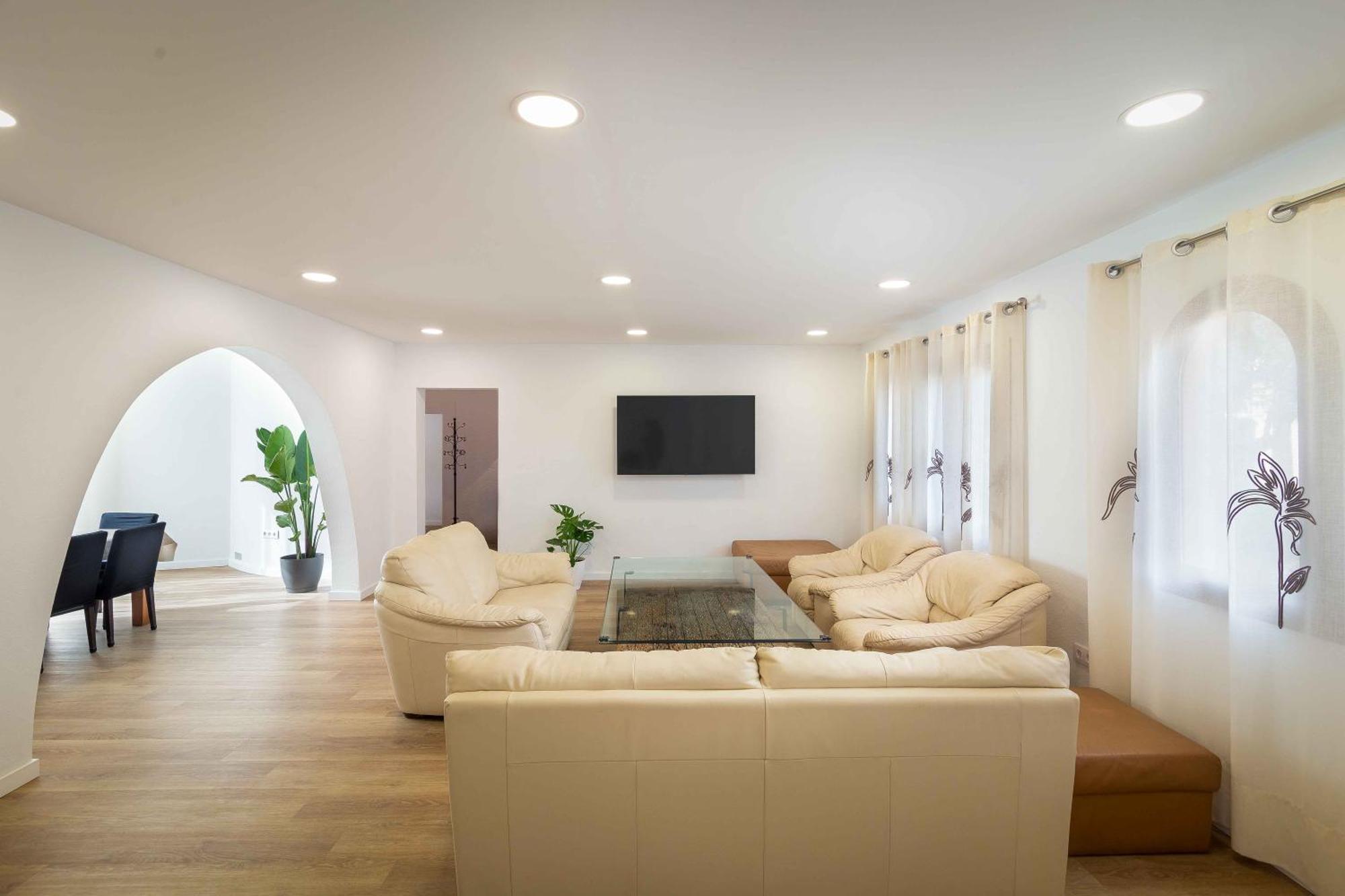 Castellet Villa *