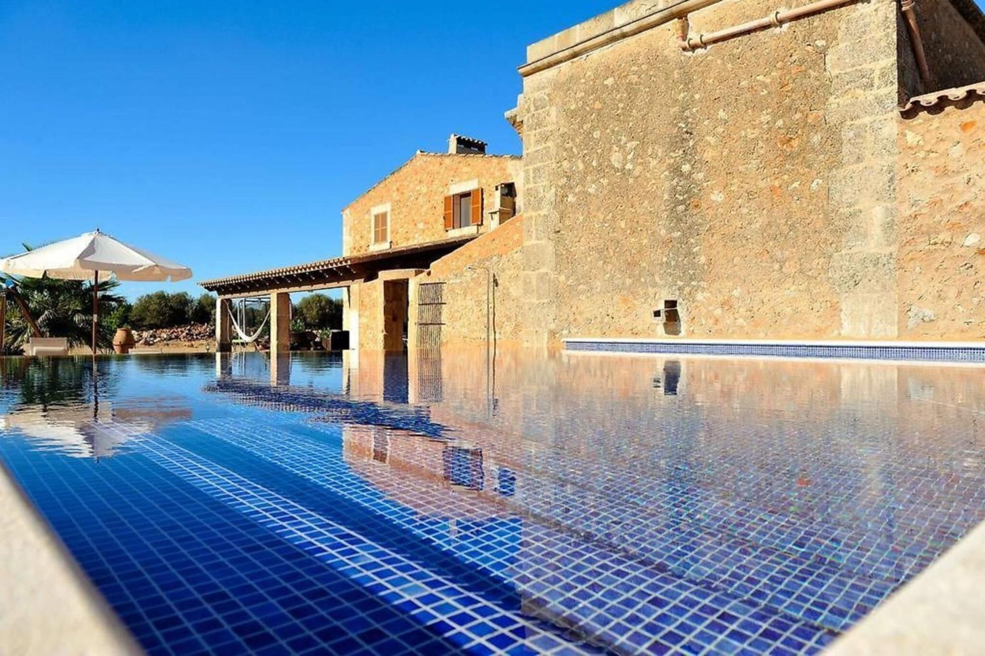 Mayol Villa