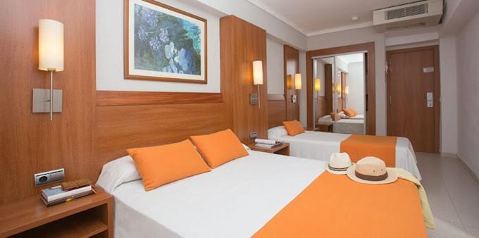 Hotel O7 Colombo S'Illot (Mallorca)
