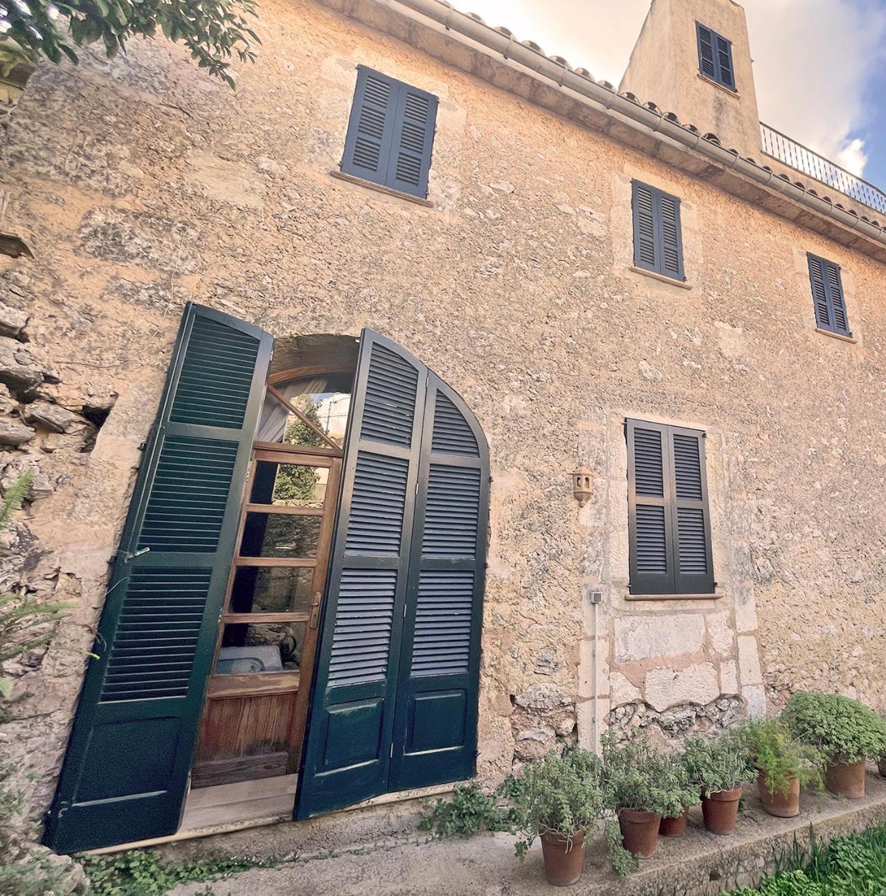 Bagot Country house *