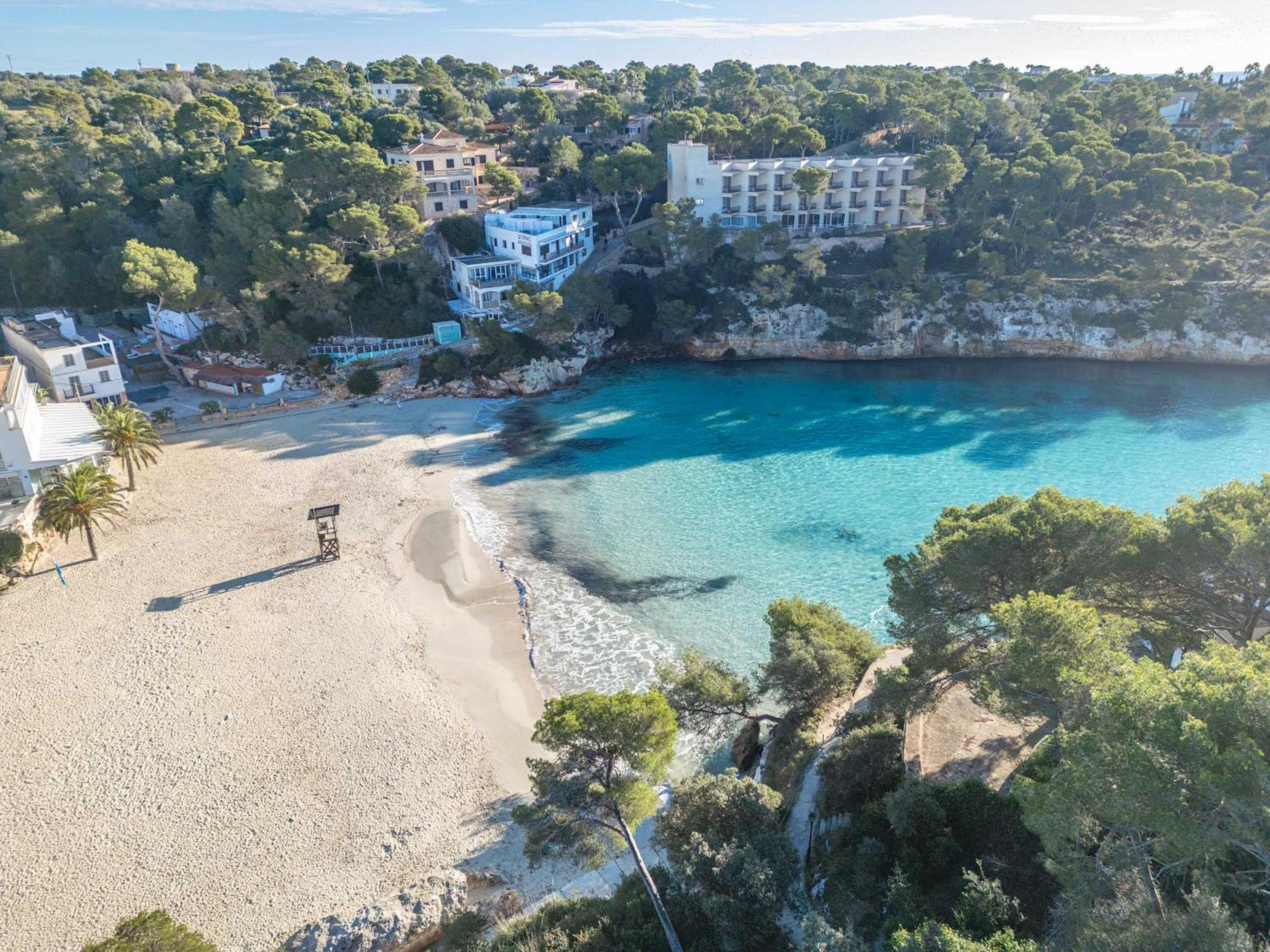 Ferrando De Es Pontas Villa *