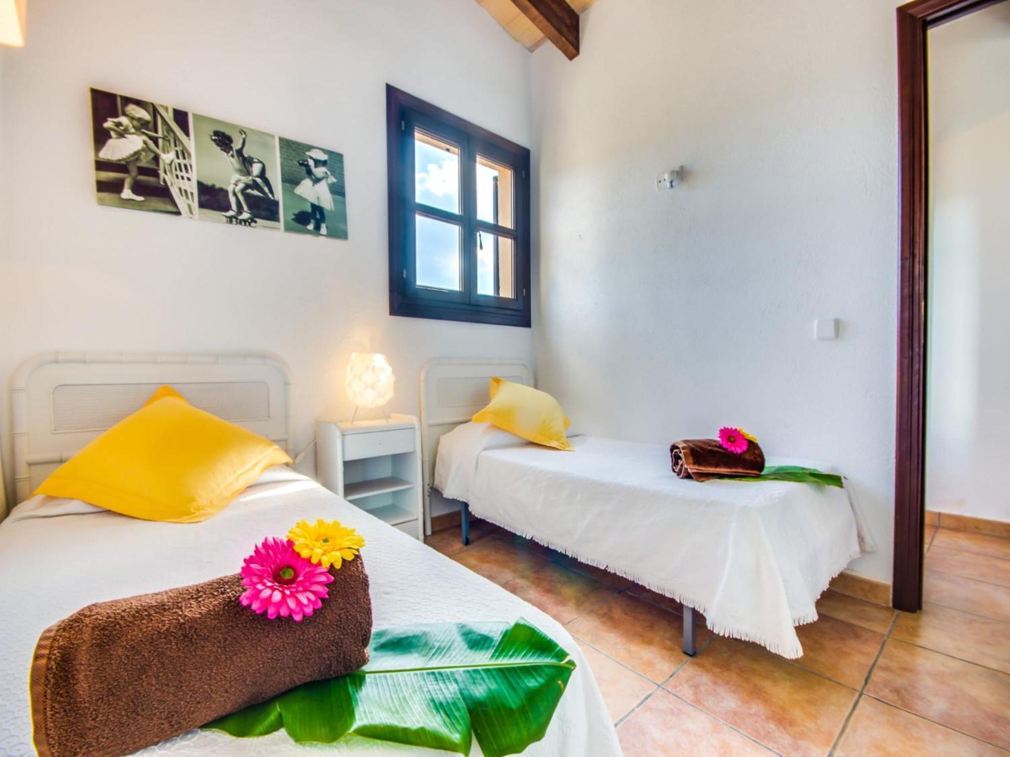 Holiday home Traditional Near Petra (Mallorca)