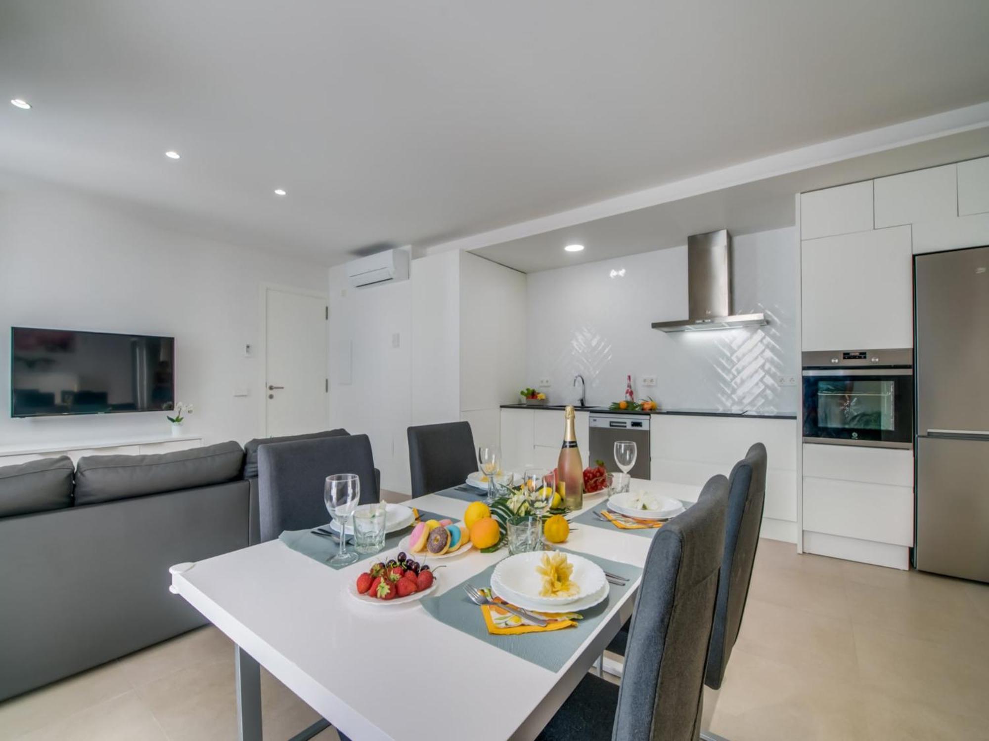 One Bedroom Apartment, Apartamento