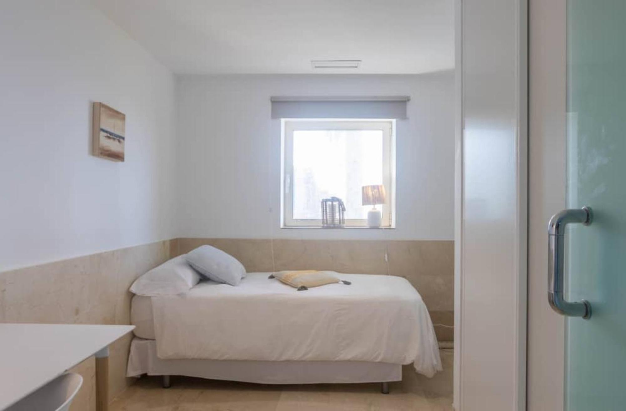 Villa Exclusive Seafront Villa,Private Pool,Gym,Bbq