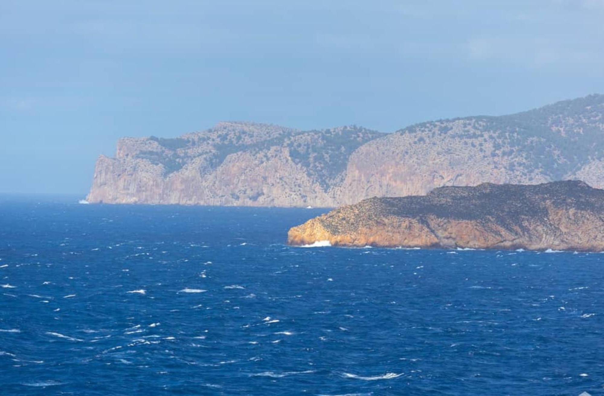 Villa Exclusive Seafront Villa,Private Pool,Gym,Bbq El Toro (Mallorca)