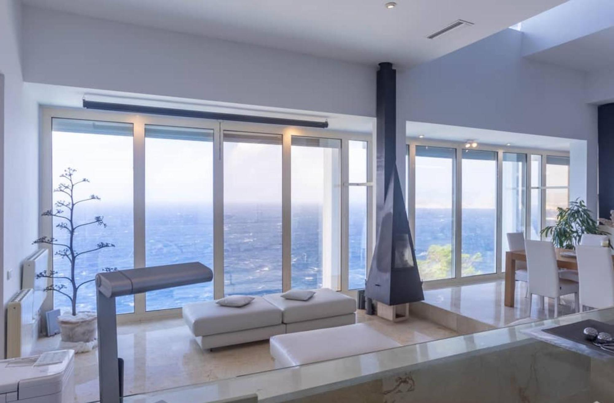 Exclusive Seafront Villa,Private Pool,Gym,Bbq *