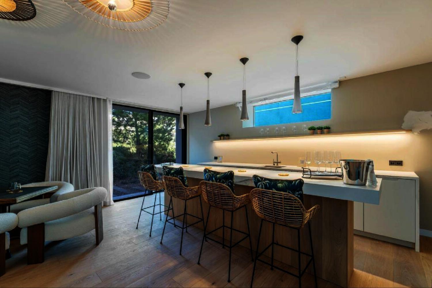 With A Spectacular Sunset Apartment
