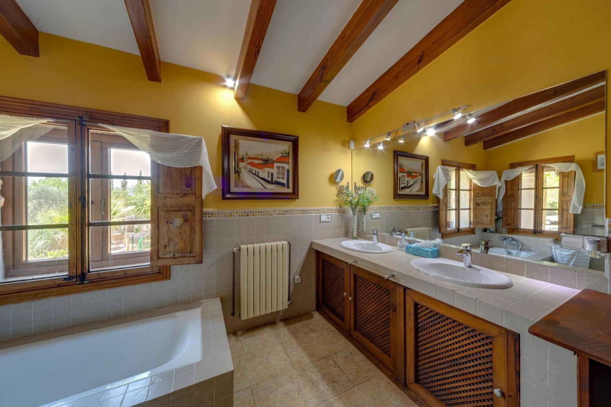 Yourhouse Es Pou De Son Vent * Santa Maria del Cami (Mallorca)
