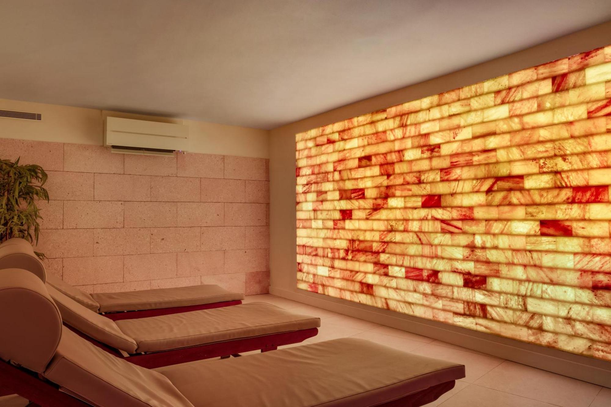 Apartahotel Fontanellas Playa 4*