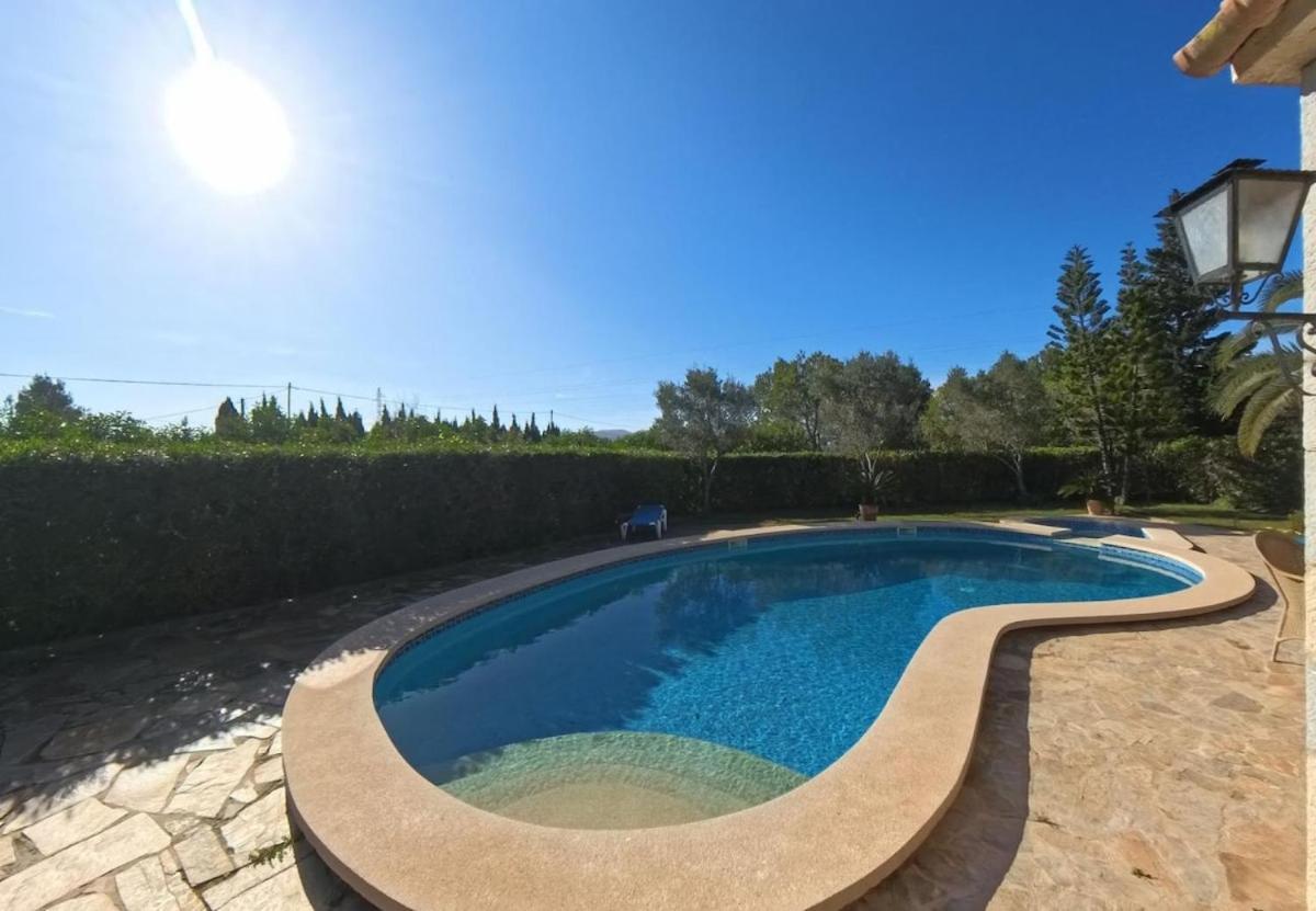 Villa Charming In Area Of Pollensa By Renthousing *