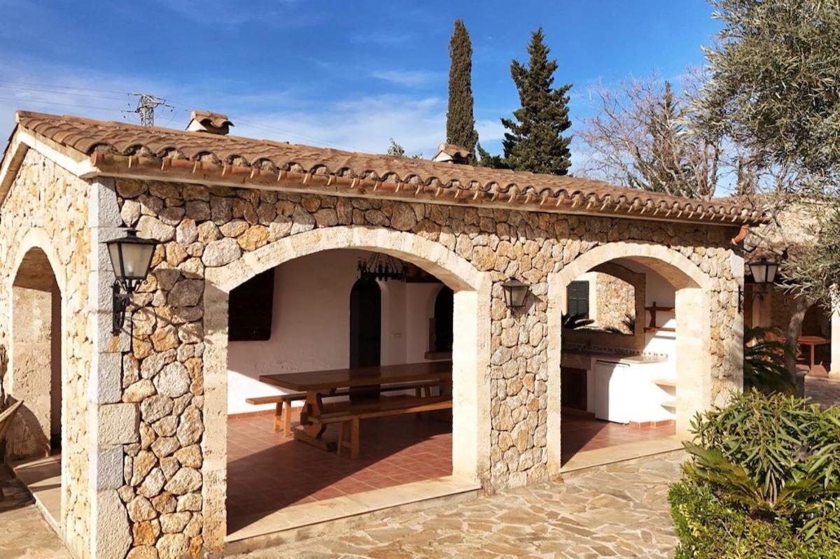 Charming In Area Of Pollensa By Renthousing *