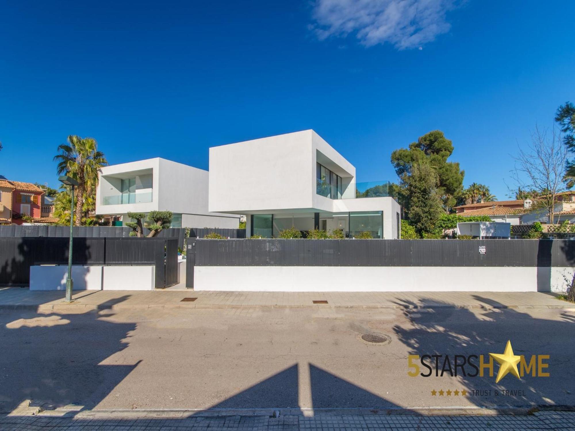 Villa, 180m To Sandy Villa Playa de Muro (Mallorca)