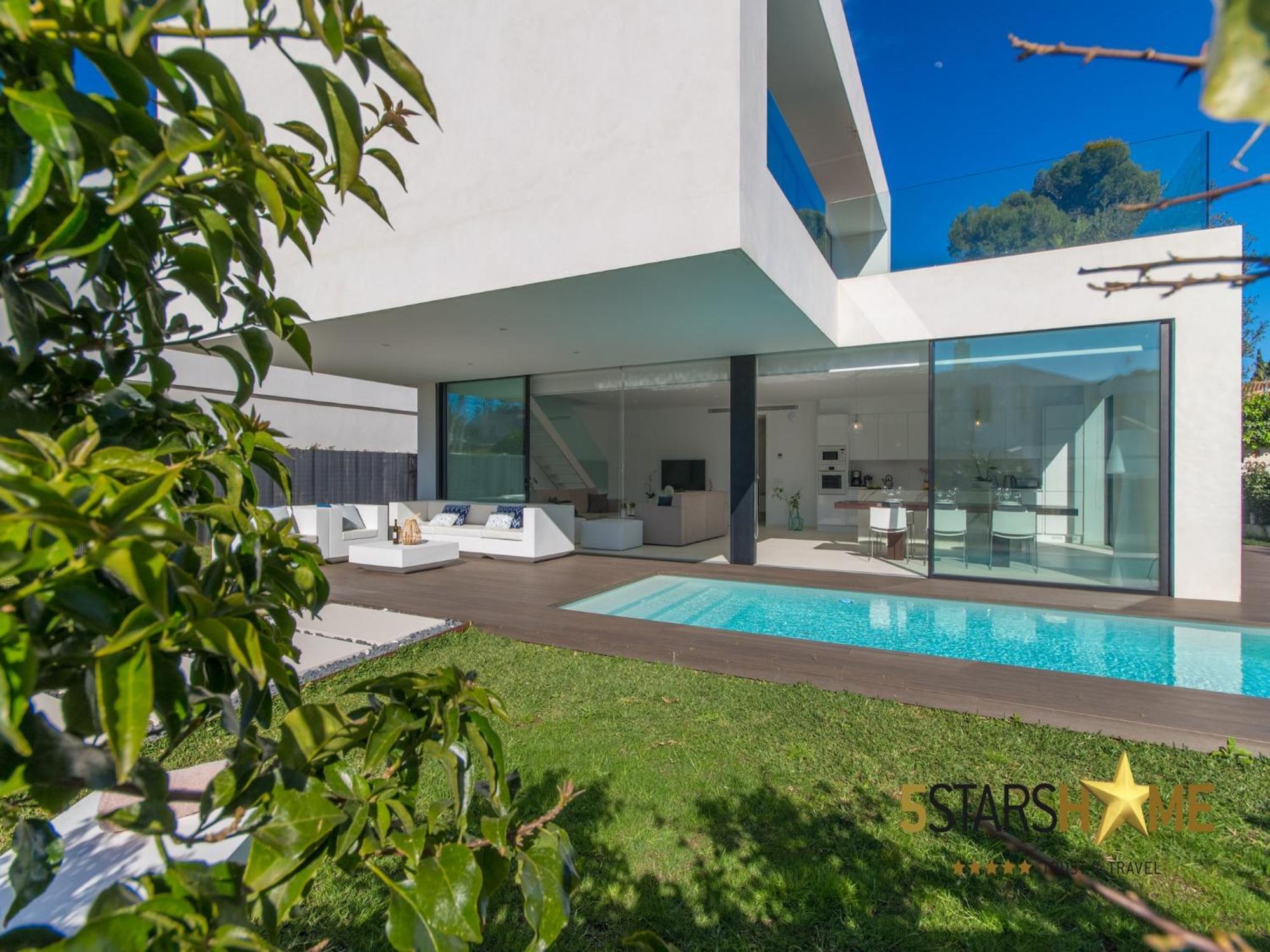 Villa, 180m To Sandy Playa de Muro (Mallorca)