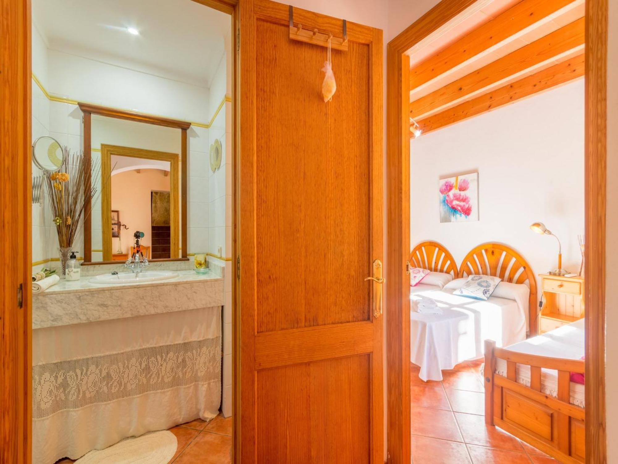 Villa Picturesque In Mallorca Alaro