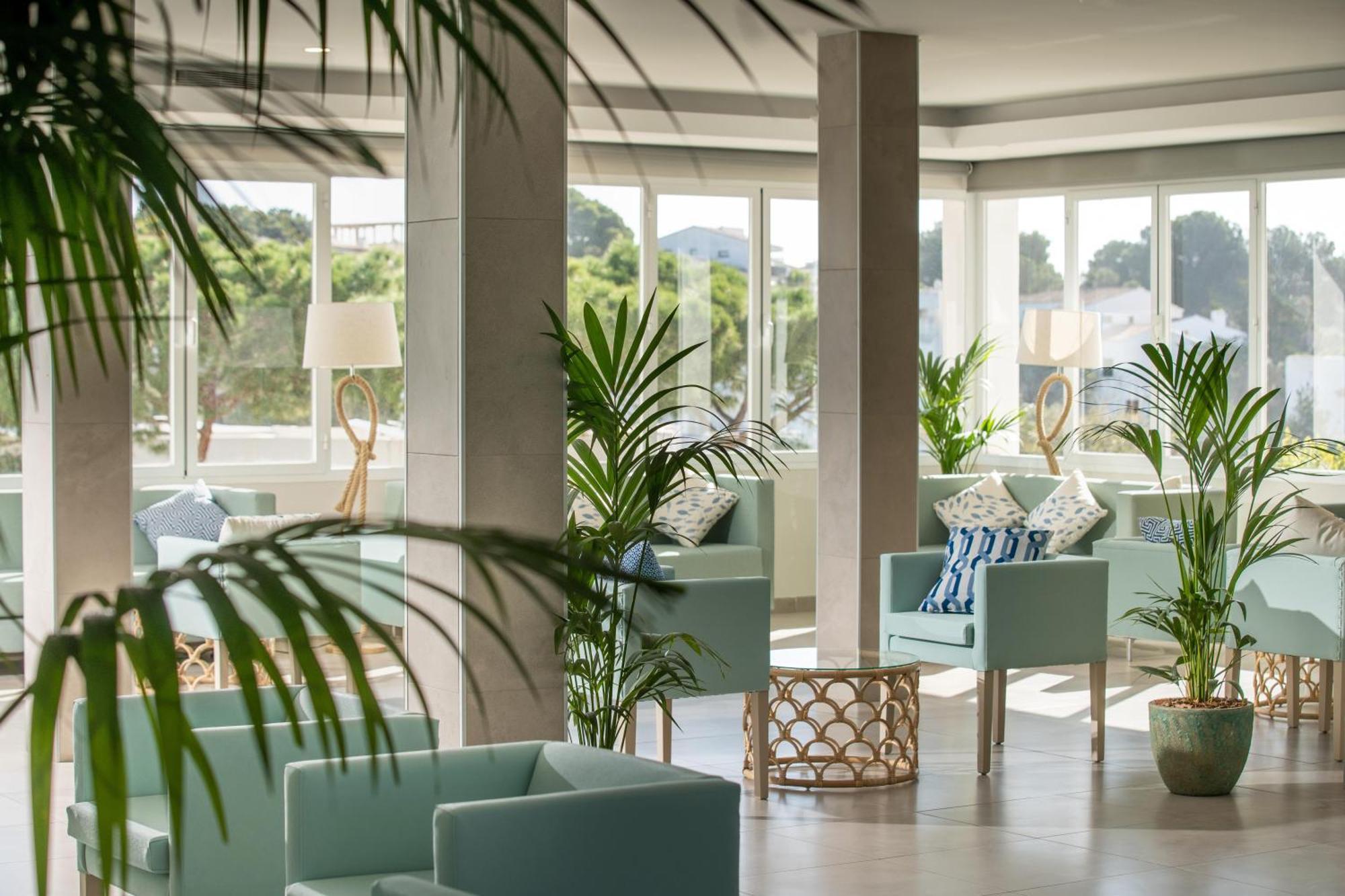 Marsenses Ferrera Blanca Family 4*