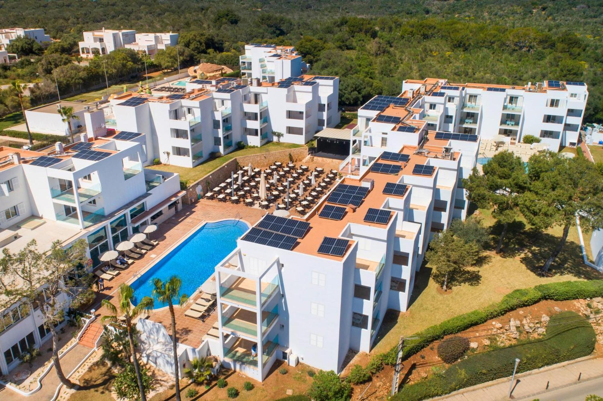 Hotel Marsenses Ferrera Blanca Family
