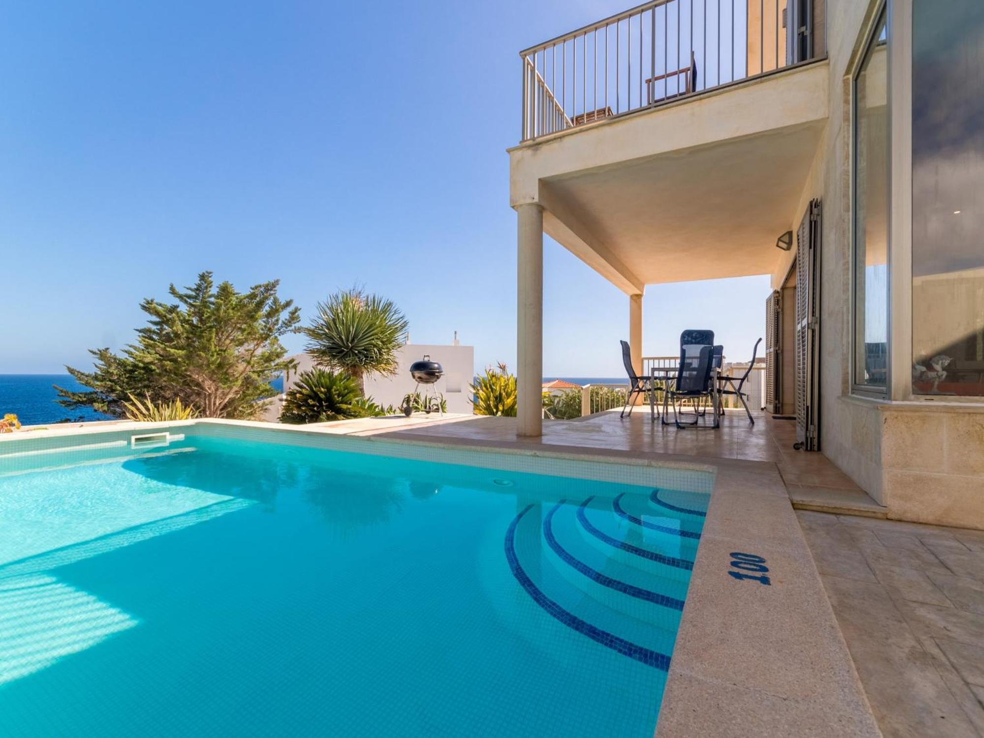Villa Charming For 6 Guests *