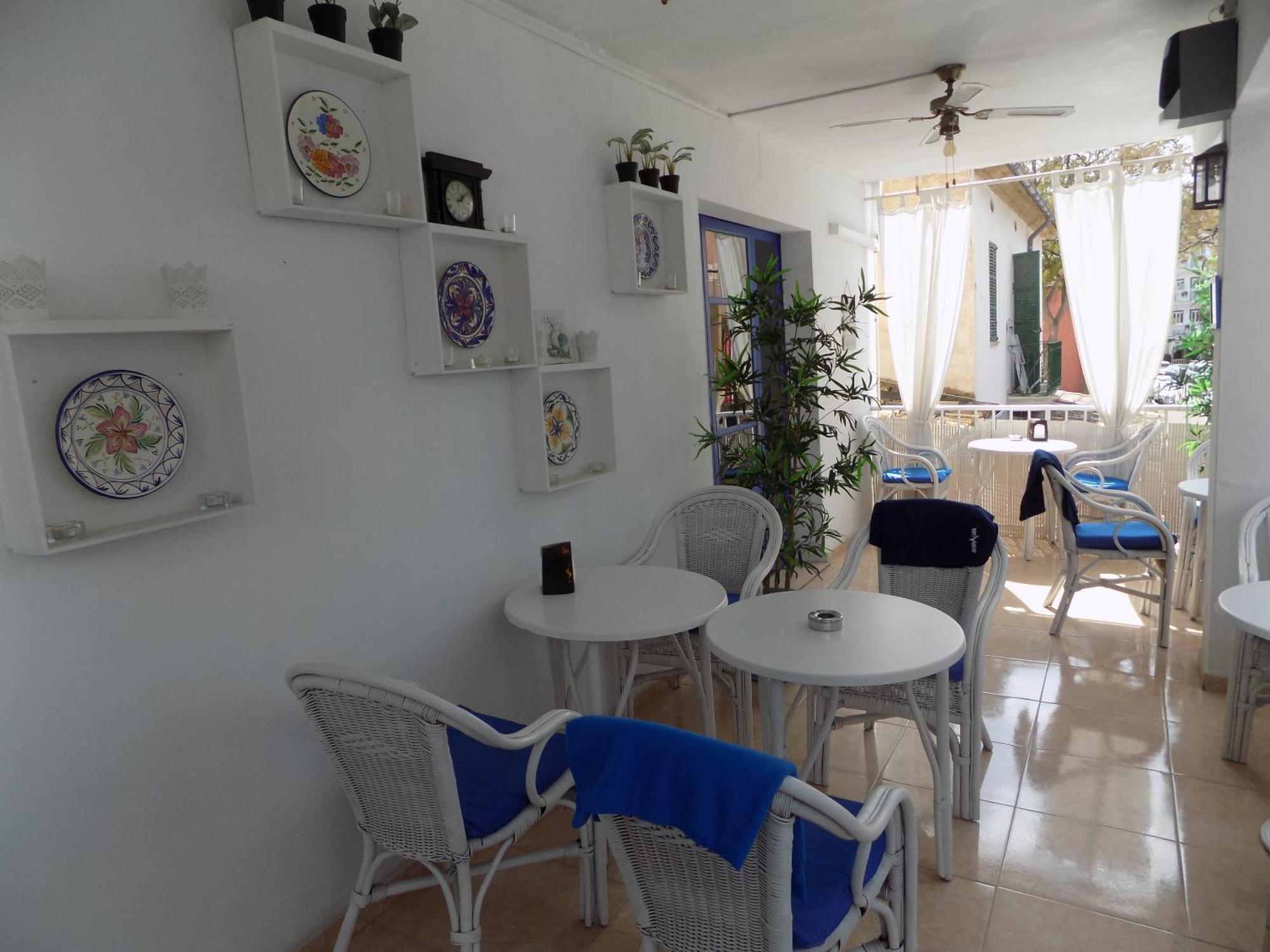 Hotel Maruja *
