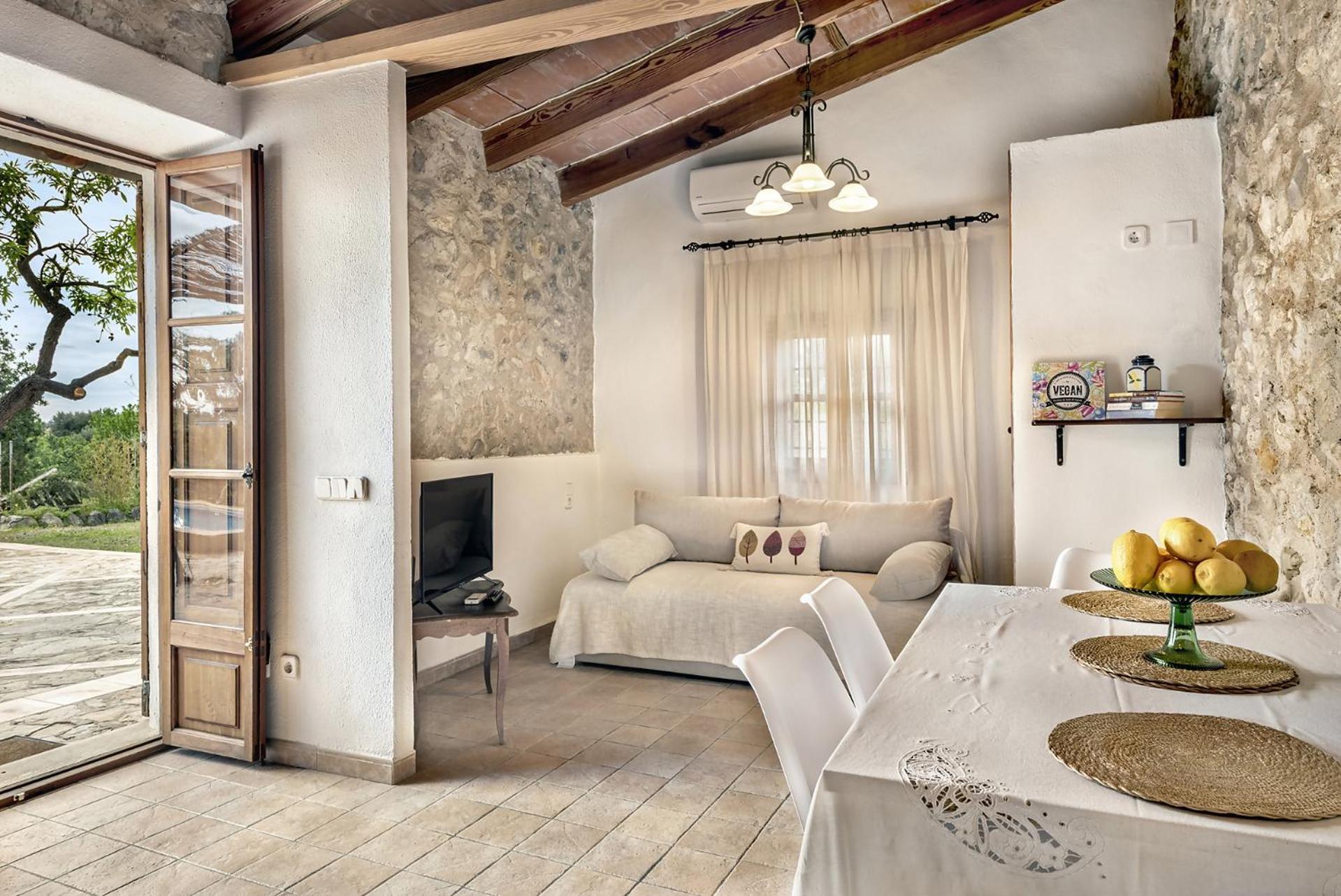 Auxella Petit Villa *