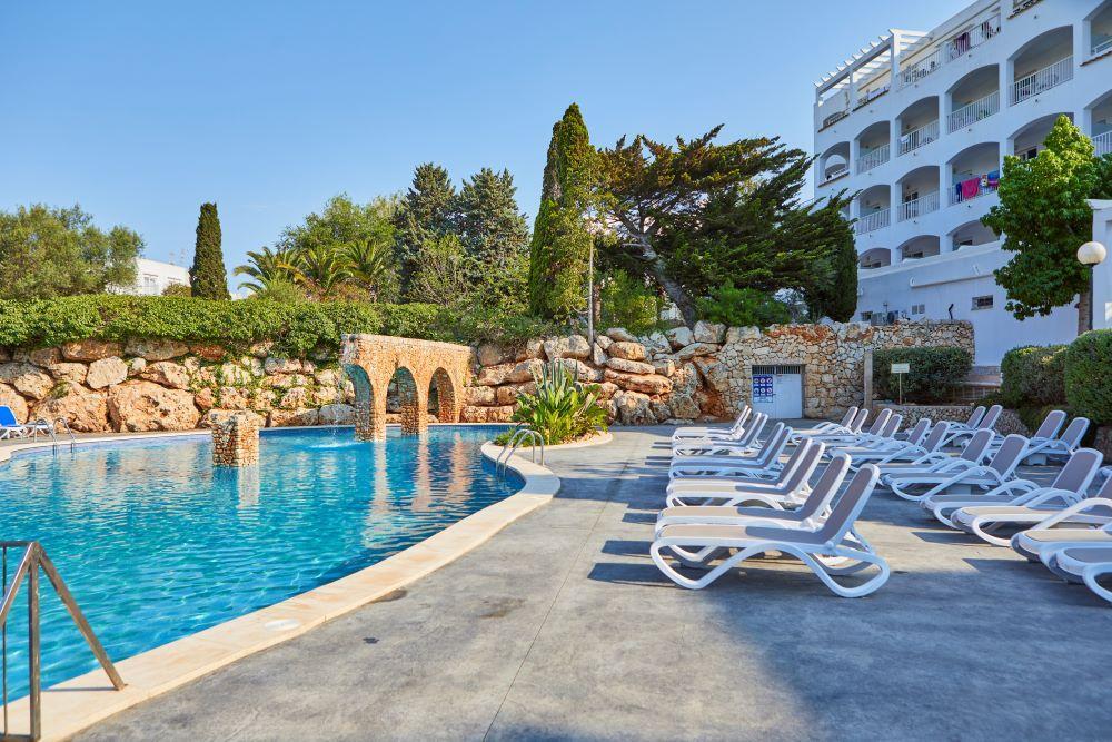 Ola Cala Dor Apartahotel 3*