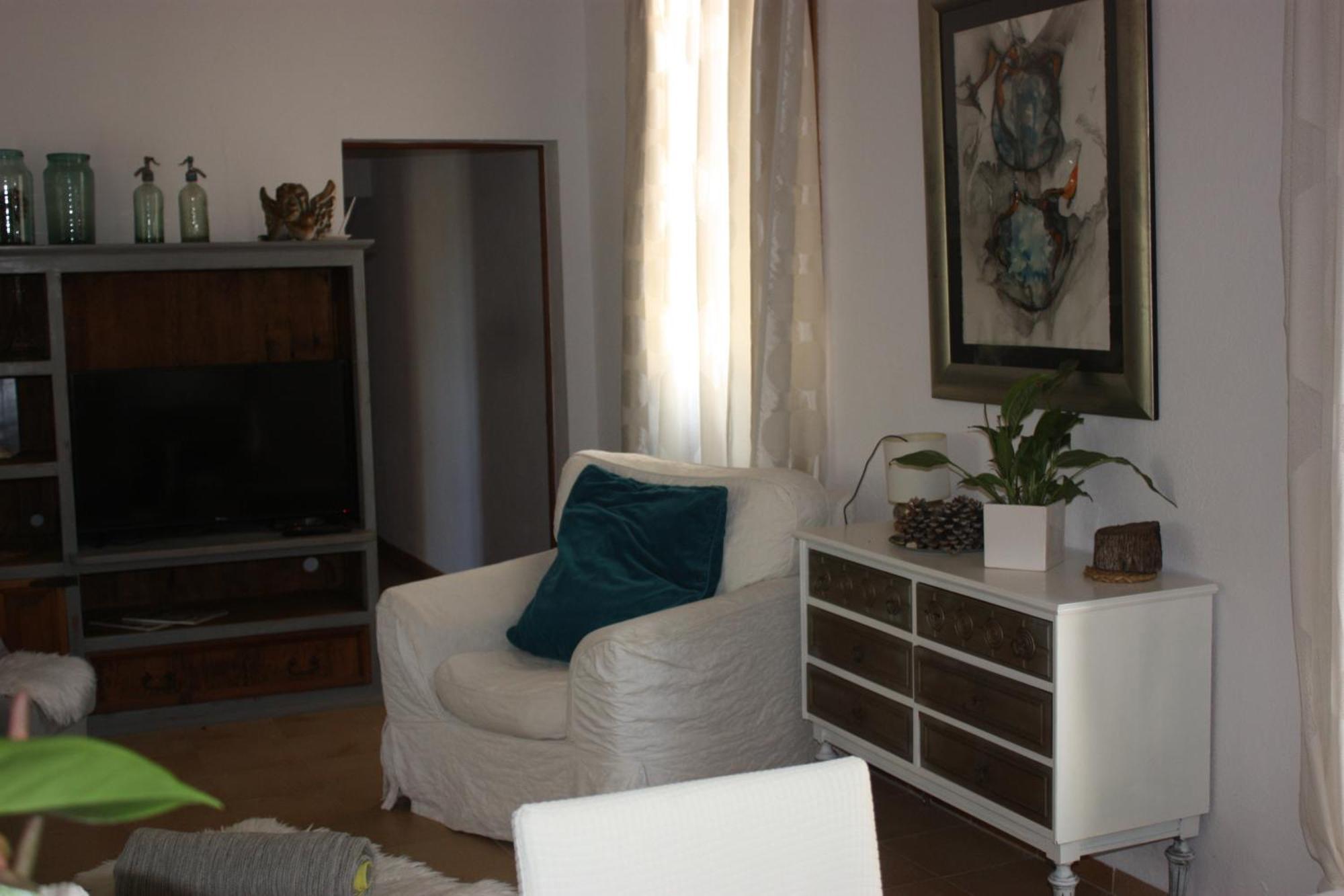 Marilen Villa