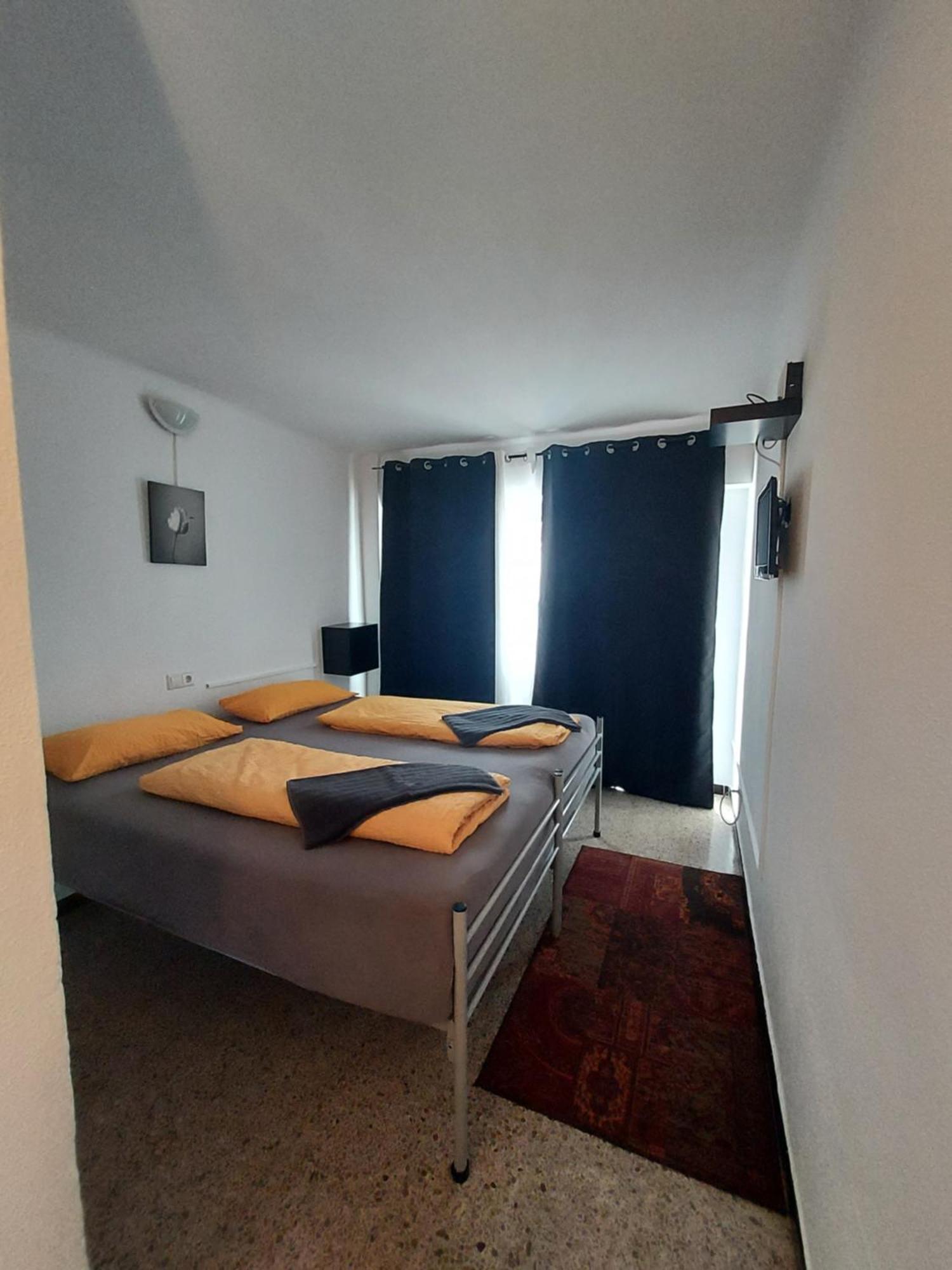 Love hotel Orsi *