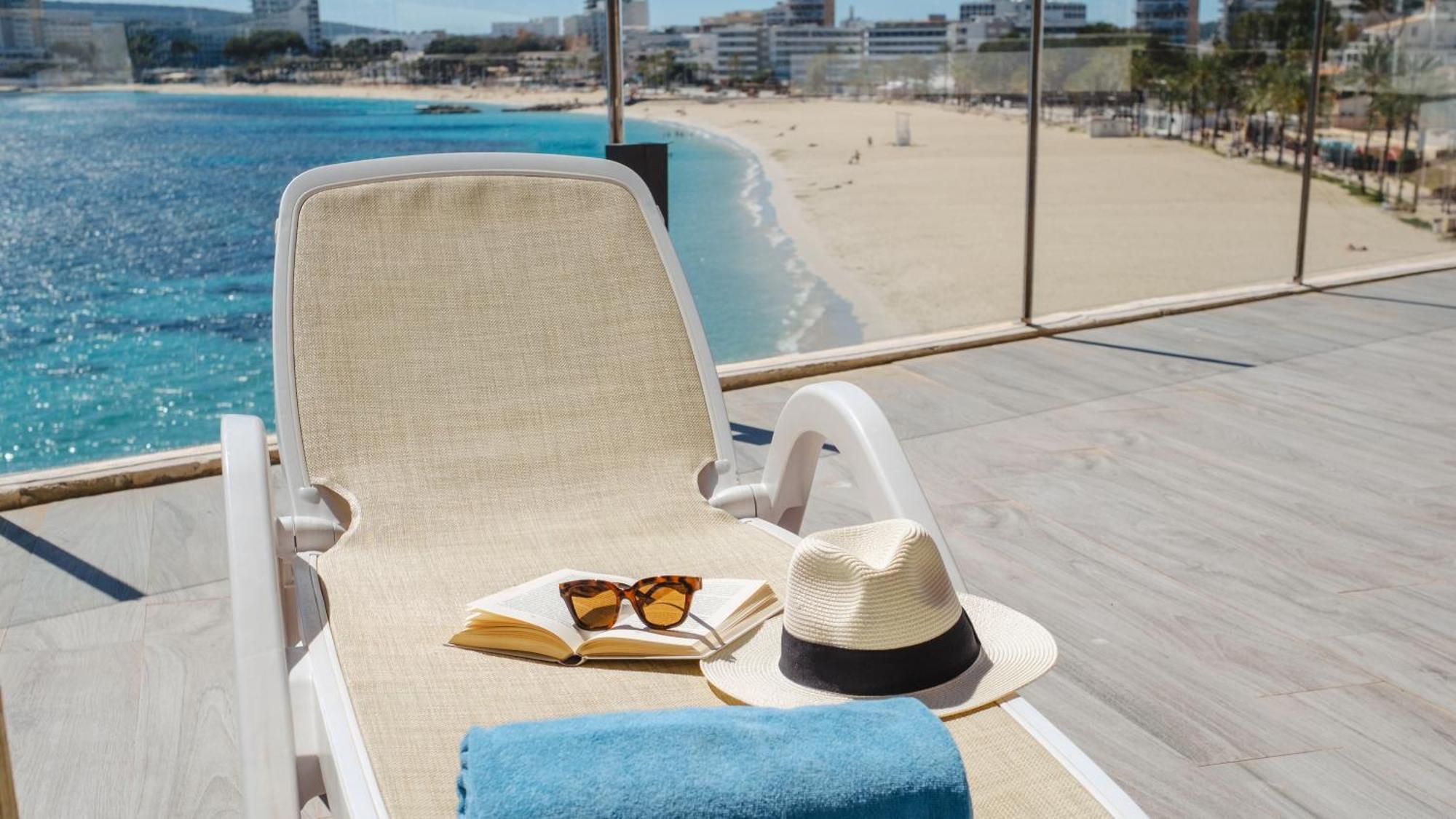 Bahia Principe Sunlight Coral Playa - Adults Only Hotel