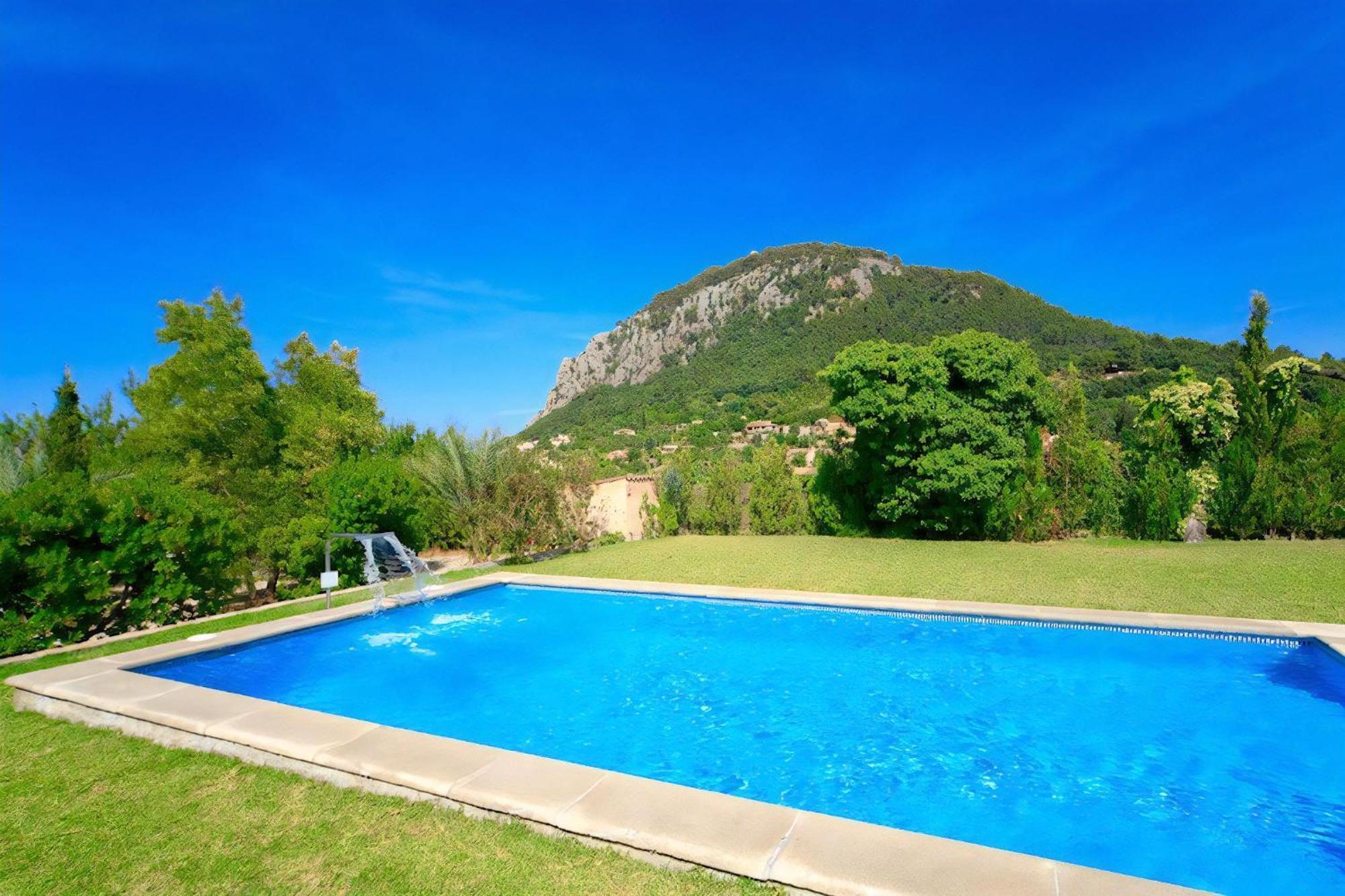 Wonderful Short Walk To Old Town Colom Private Pool Villa
