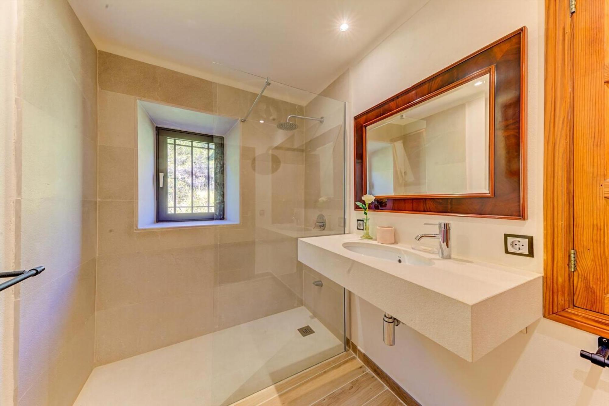 Villa Tranquil Plana Den Rull Set In The Beautiful Ternelles Valley Private Pool *