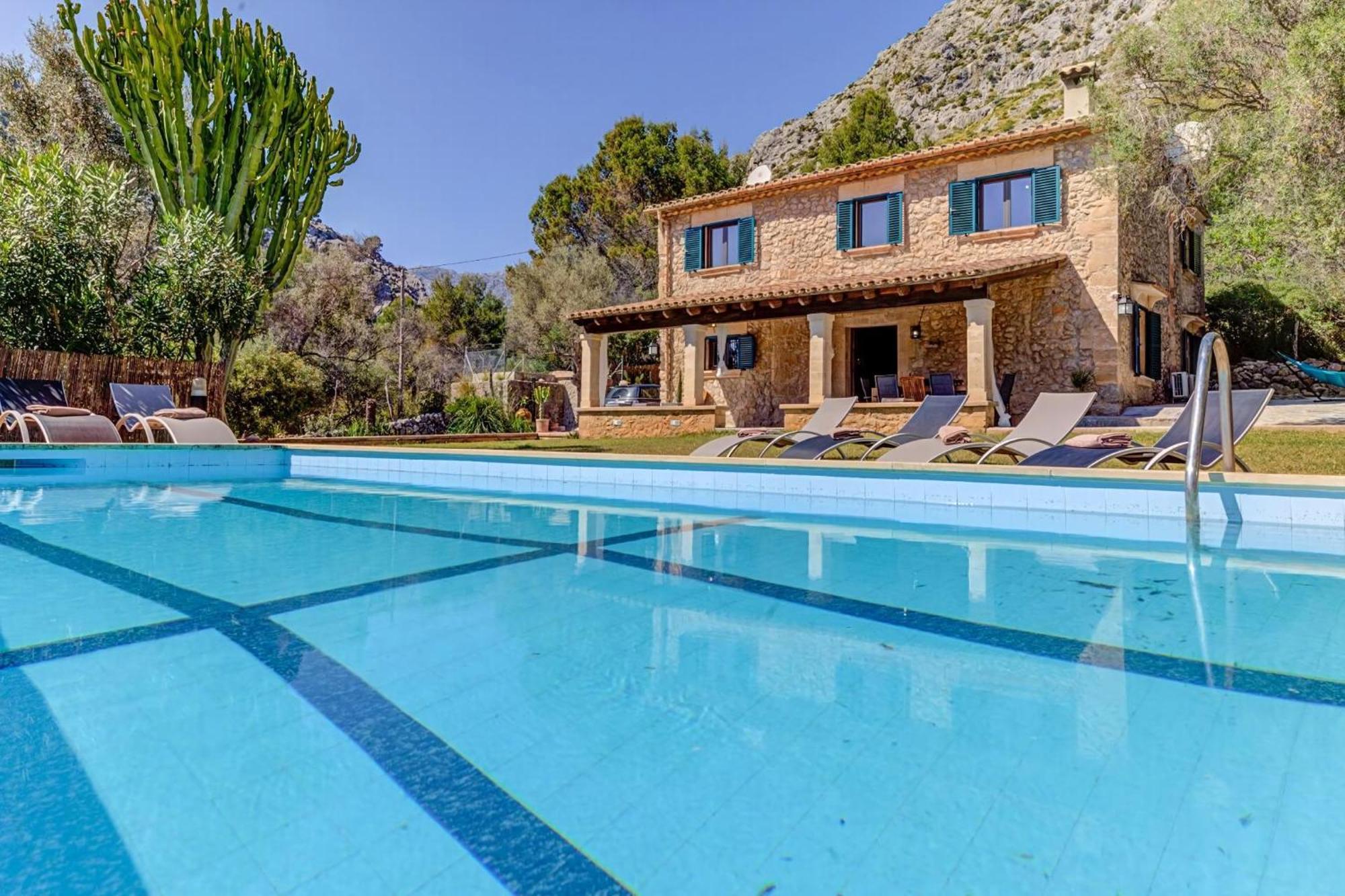 Tranquil Plana Den Rull Set In The Beautiful Ternelles Valley Private Pool Villa