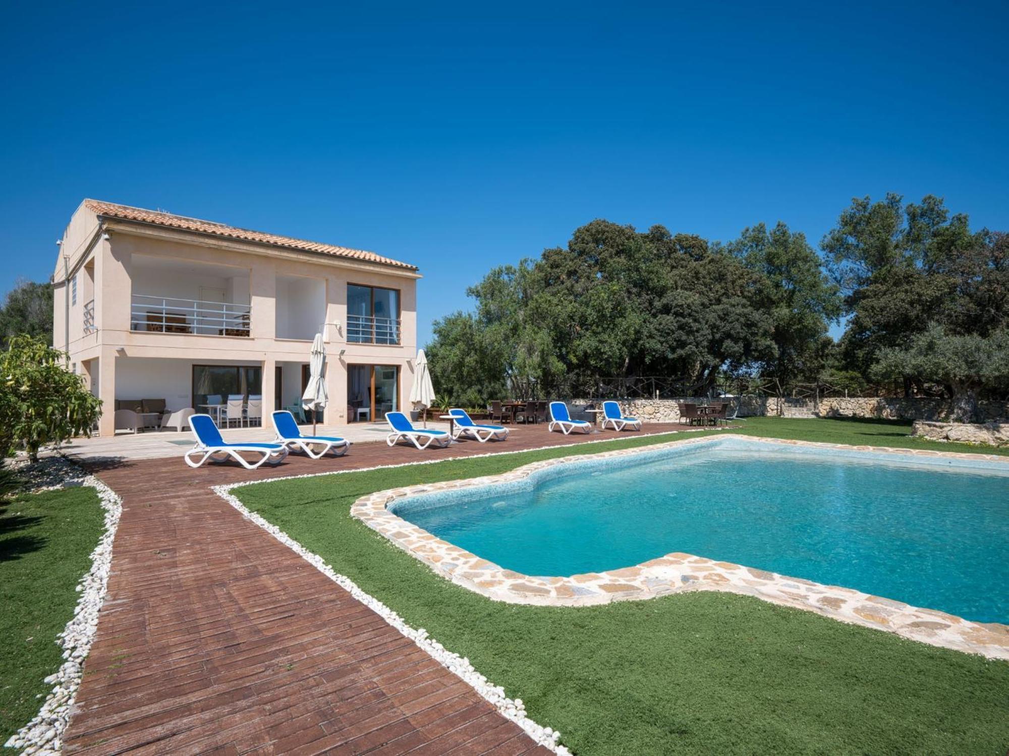 Son Geronio 6 Pax Villa