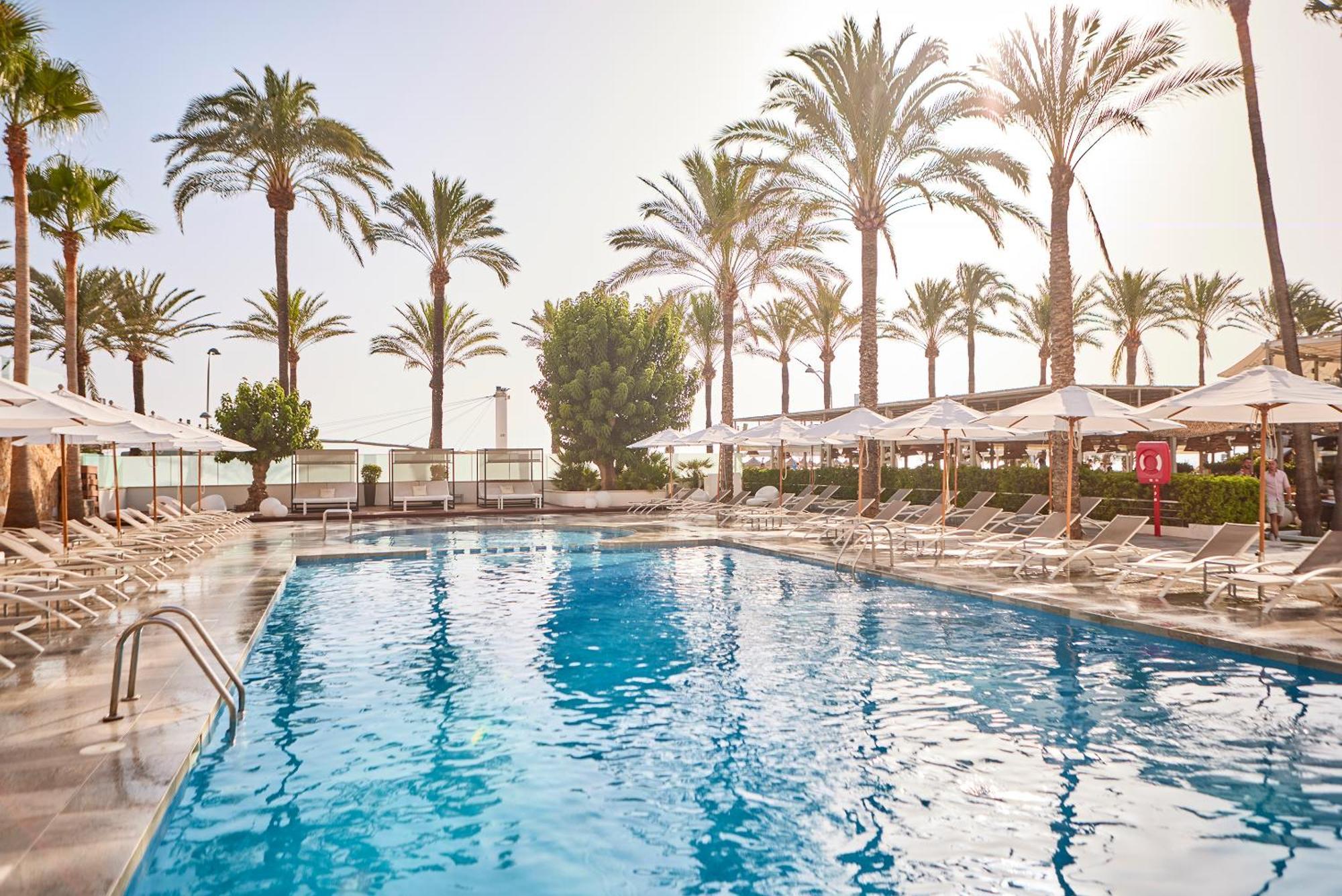 Playa Golf Hotel