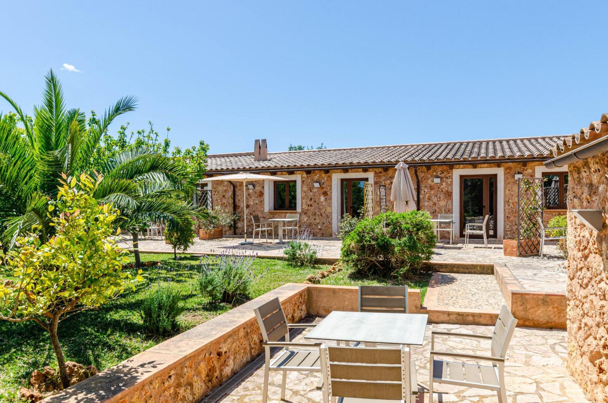 Yourhouse Porreti La Figuera Lloret de Vistalegre