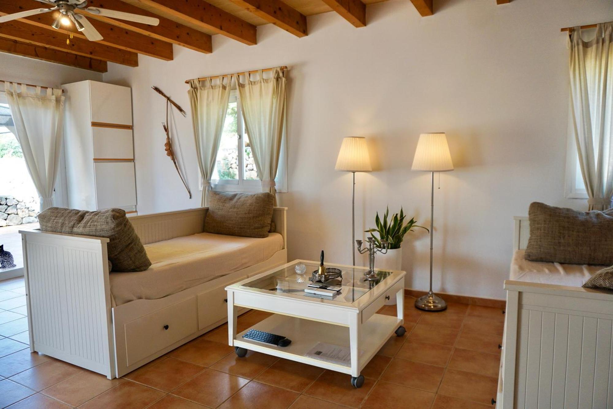 Villa Susacasa En Mallorca Con Sol Aire Acondicionado Y Vistas Despejadas Santa Margalida
