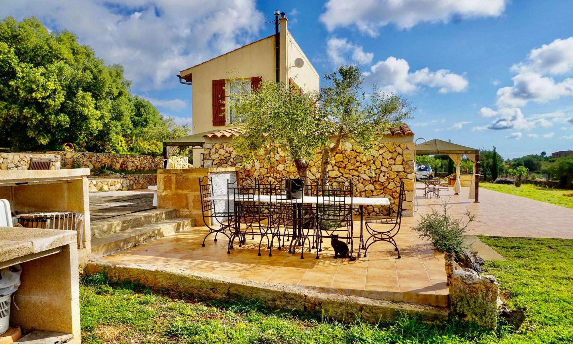 Susacasa En Mallorca Con Sol Aire Acondicionado Y Vistas Despejadas