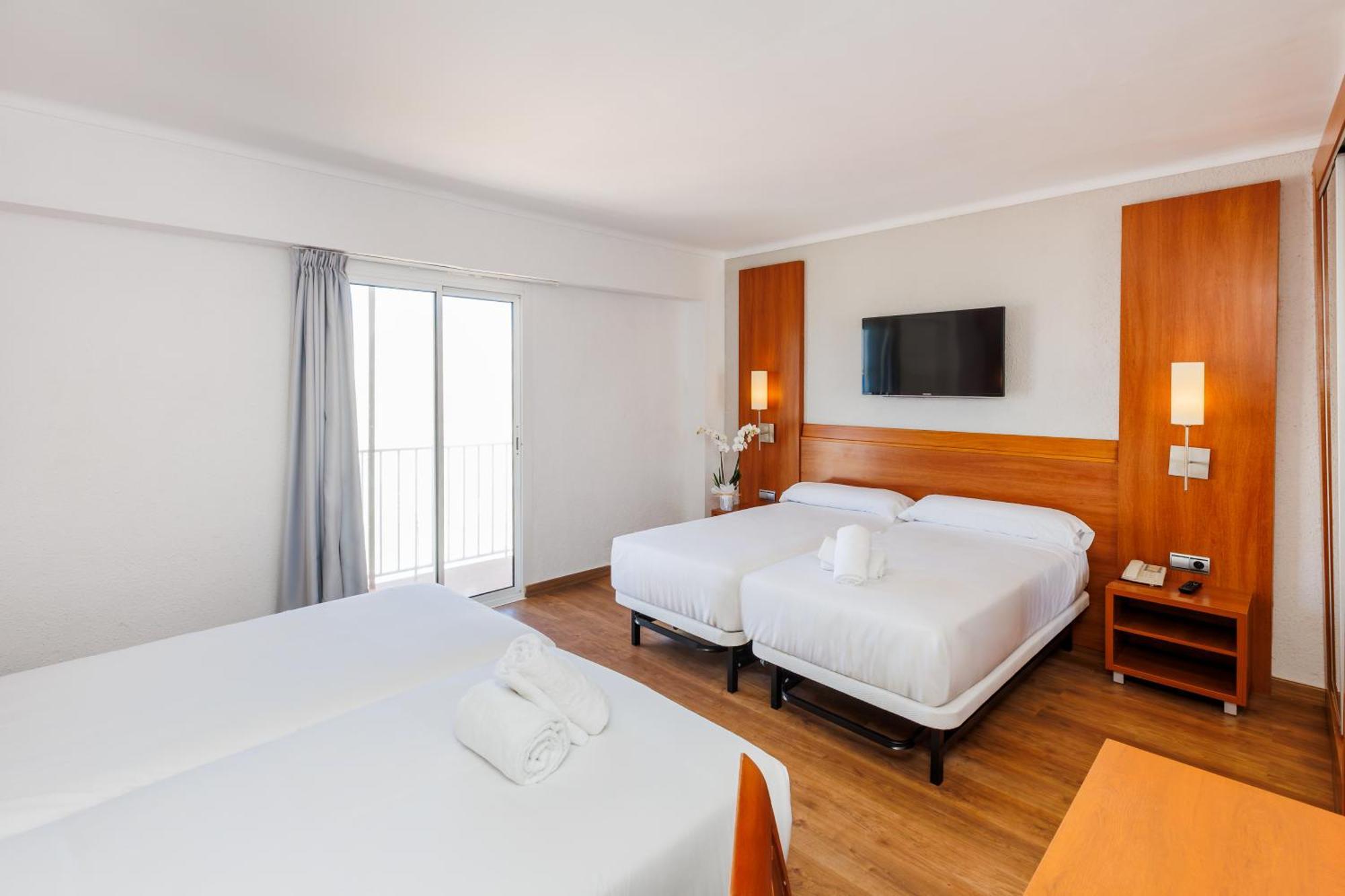 Hotel O7 Colombo S'Illot (Mallorca)