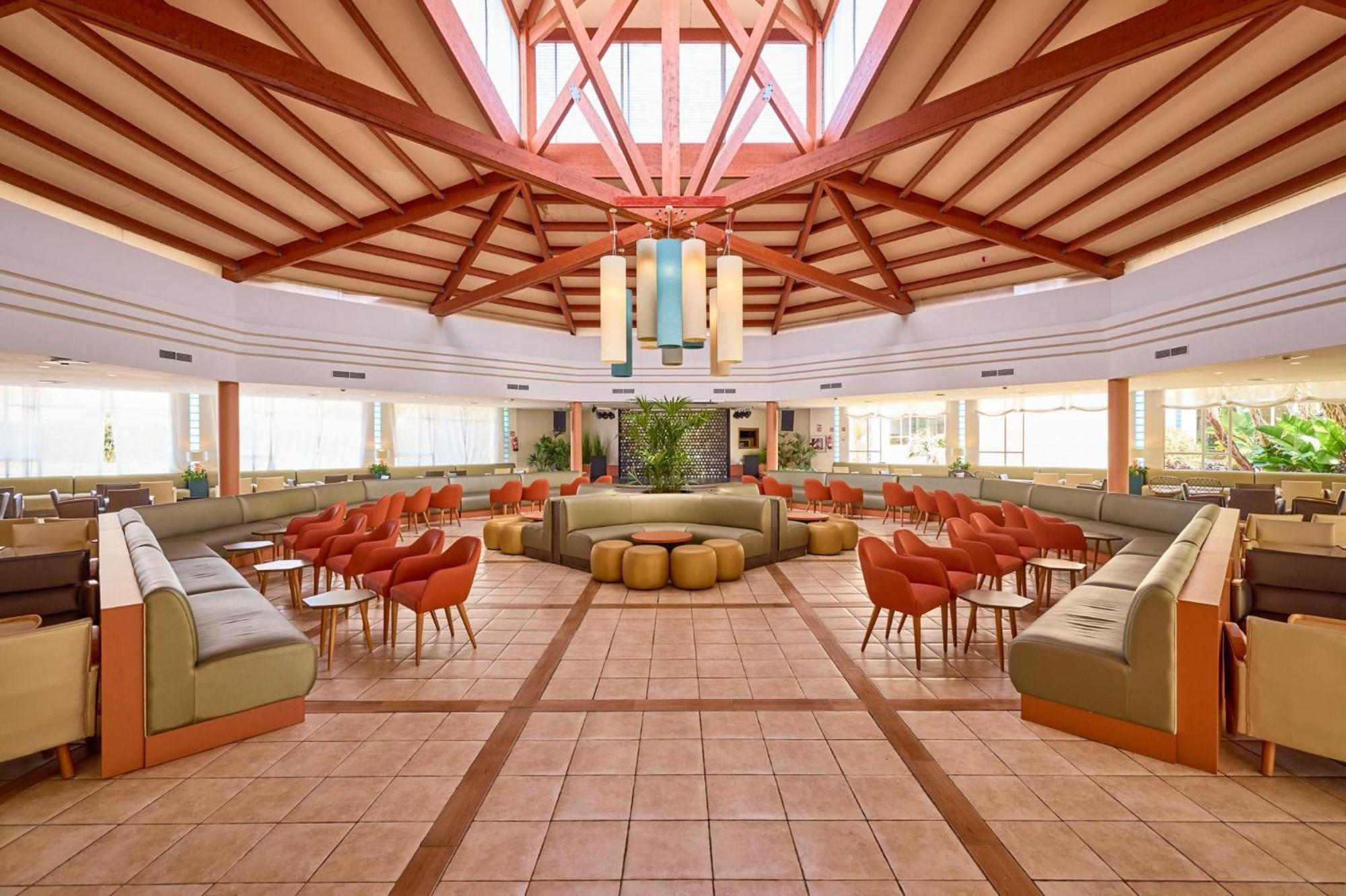 Apartahotel Zafiro Picafort 4*