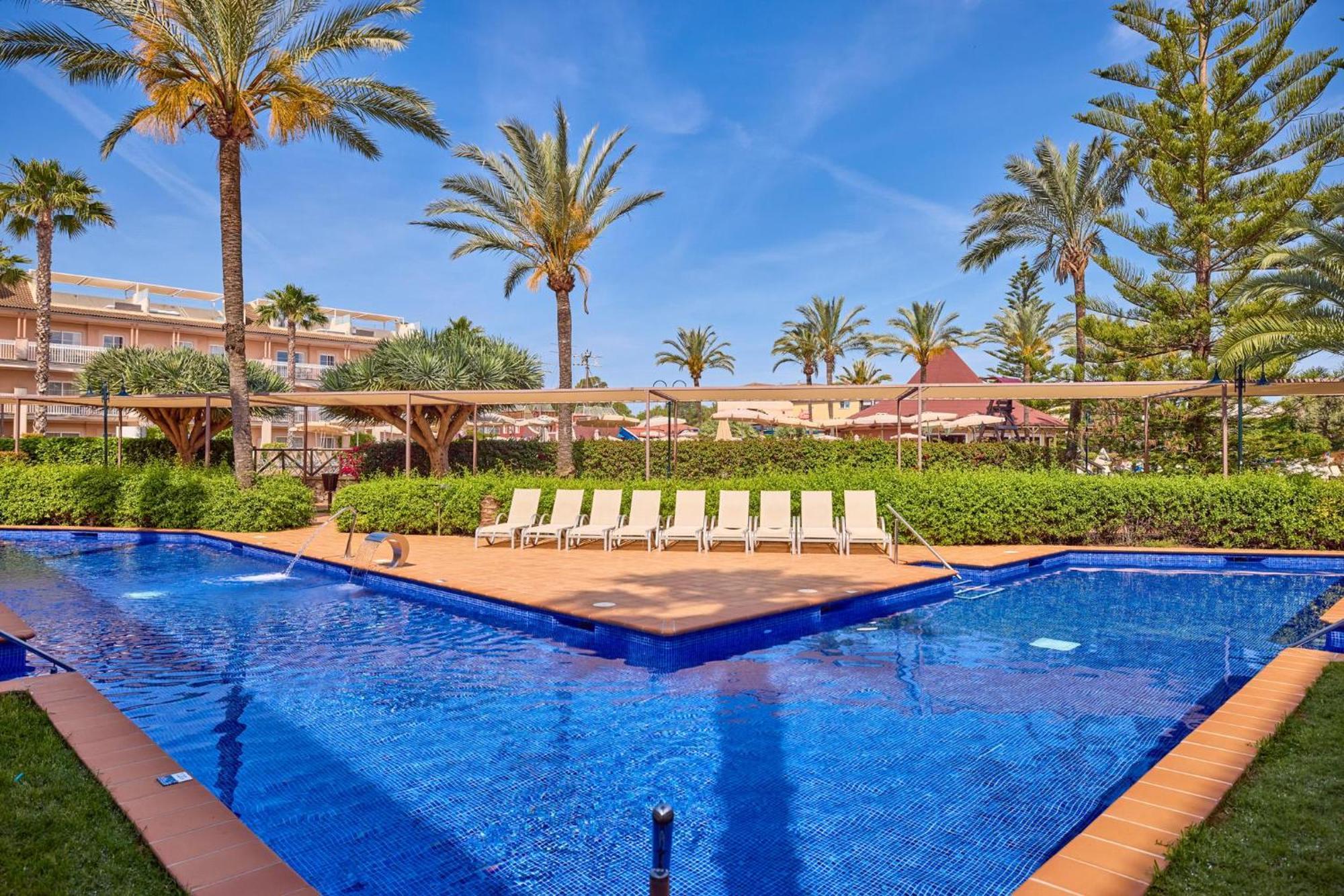 Zafiro Picafort Apartahotel