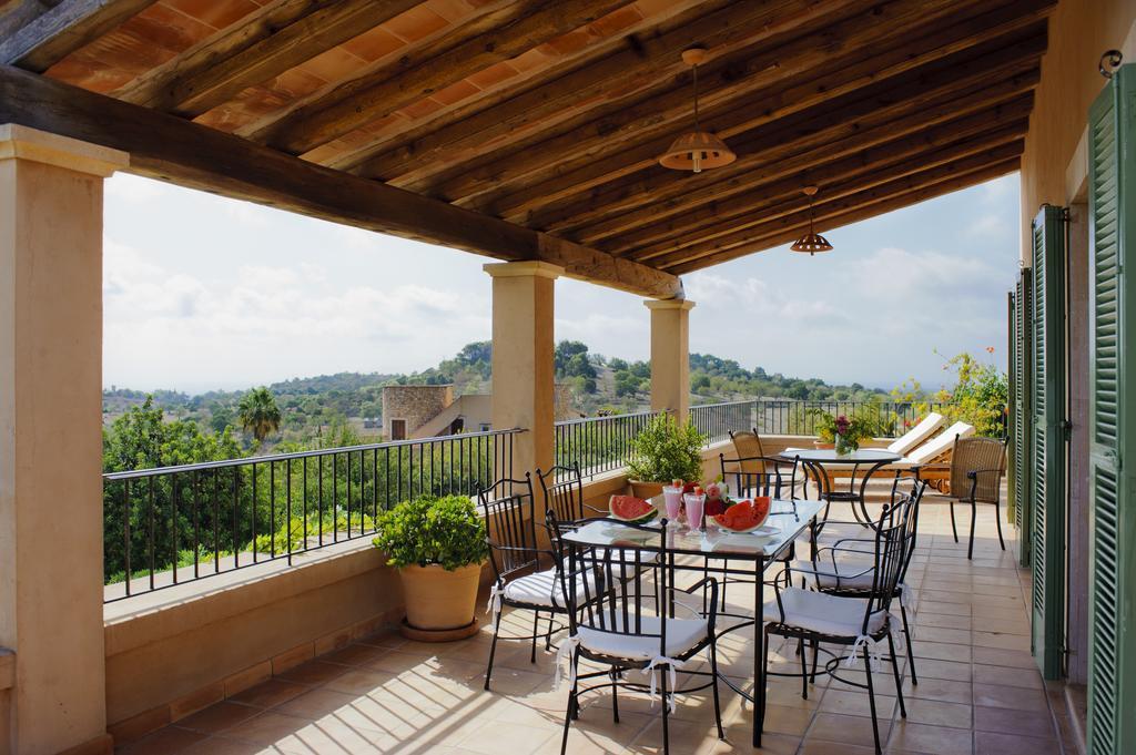 Villa Penya Redona
