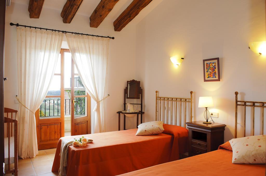Villa Penya Redona