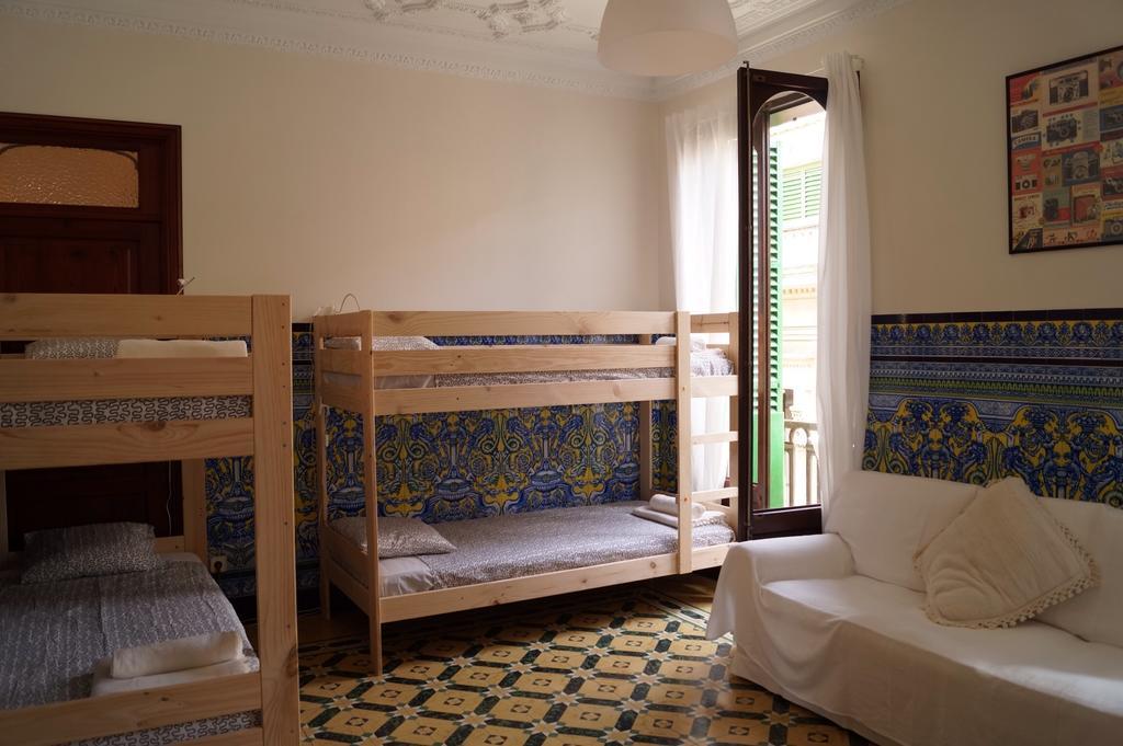 Pura Vida - Juvenil Hostal