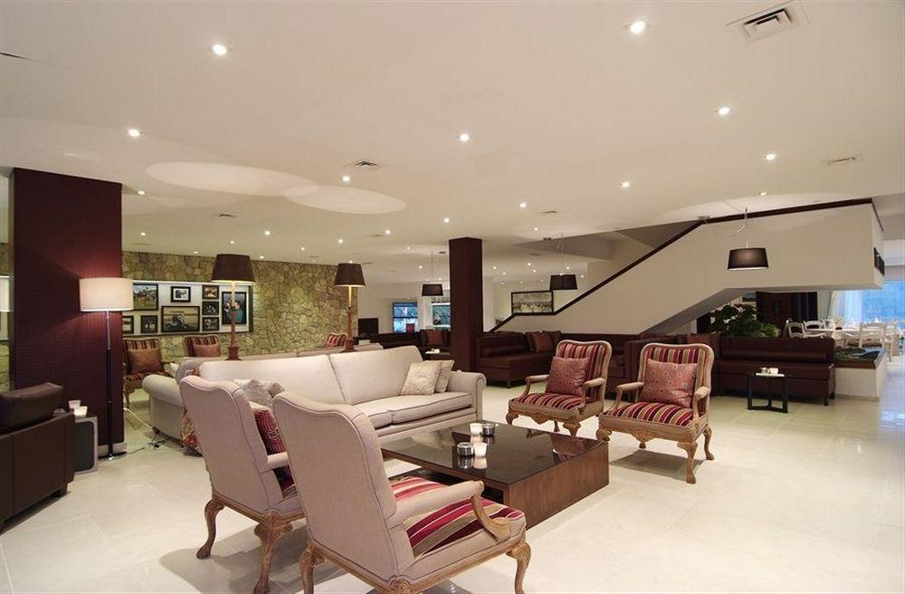 Golf Hotel