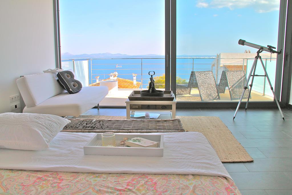 Villa B-only Beach House Alcanada