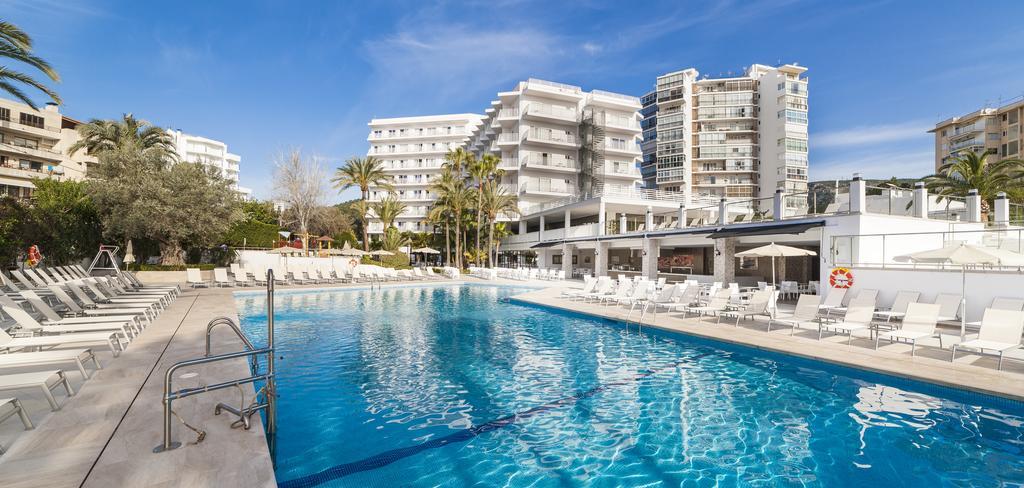 Globales Hotel 4*