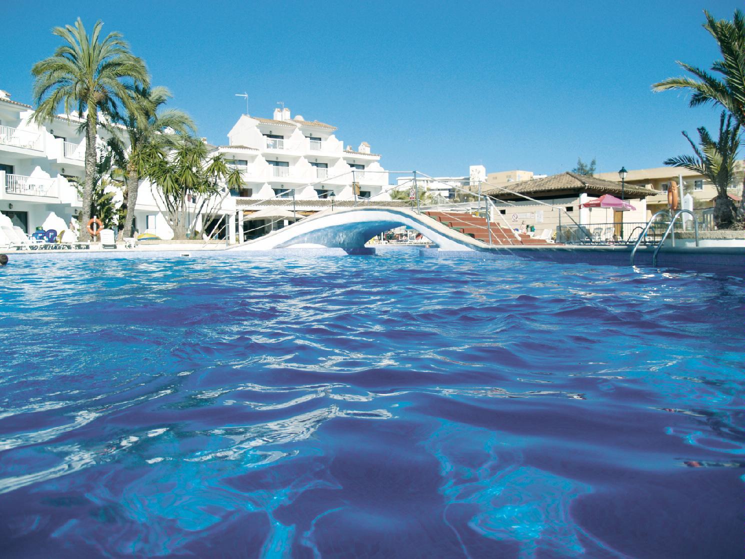 Apartahotel Playas Ca's Saboners 3*