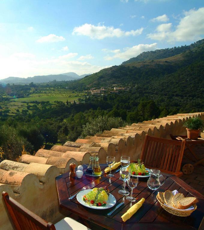 Es Castell