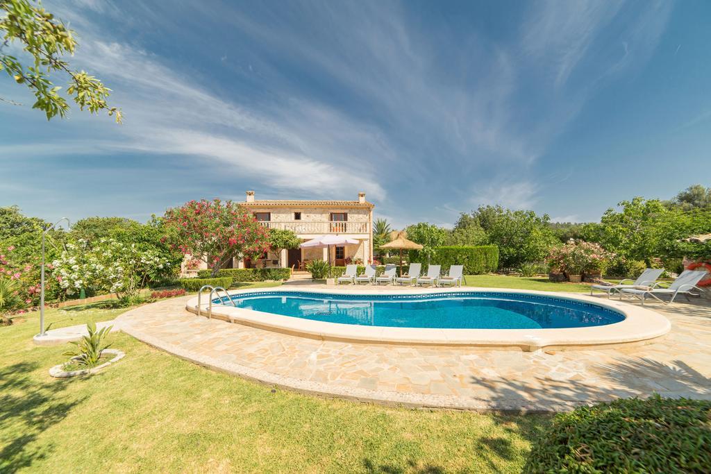 Estern Villa *